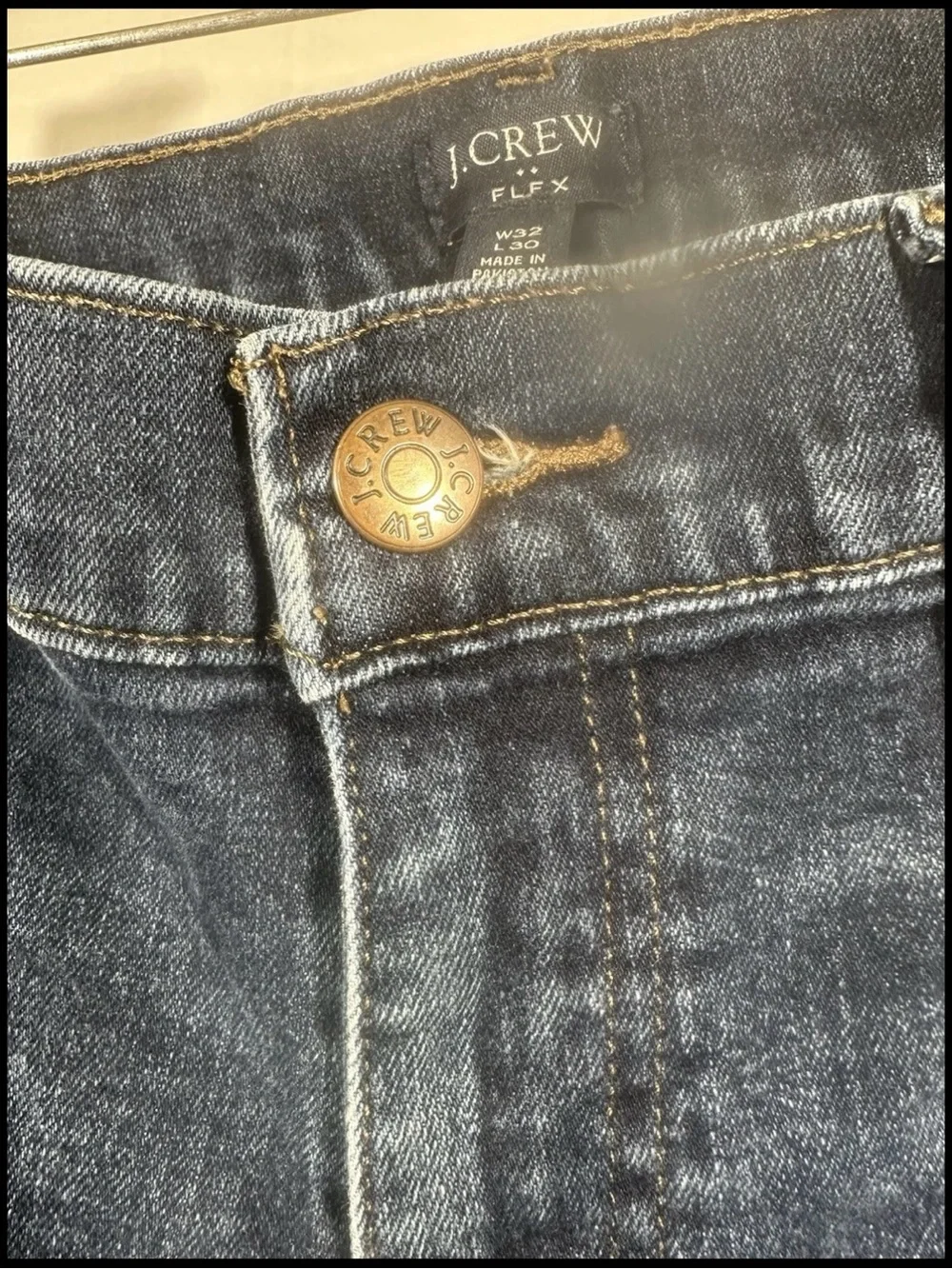 Men's J Crew Flex Slim Jeans, size 32, NOTE IMPERFECTION